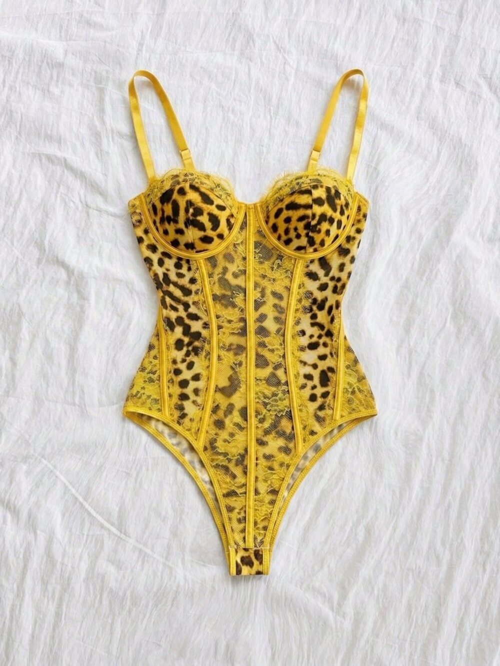 Yellow Casual Women's Leopard Print Bustier Lace Trim Camisole - Picture 6 of 7